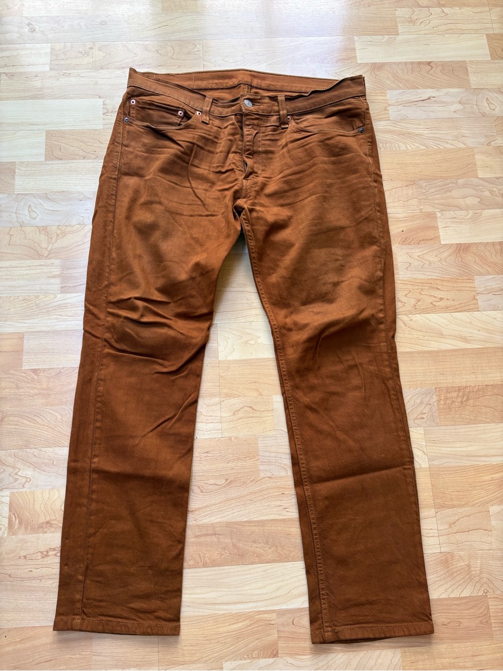 Levi's Men's Corduroy Pants in Cinnamon Brown